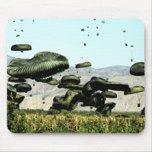 De bundels voedsel en water zijn lucht die wordt g muismat