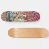 De Dame en de Unicorn. Skateboard (Horizontaal)