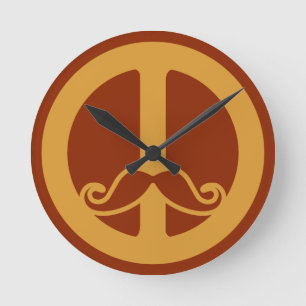 De de muurklok van Stache van de Vrede Ronde Klok