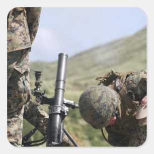 De direct-lay-methode voor het vuren van mortieren vierkante sticker