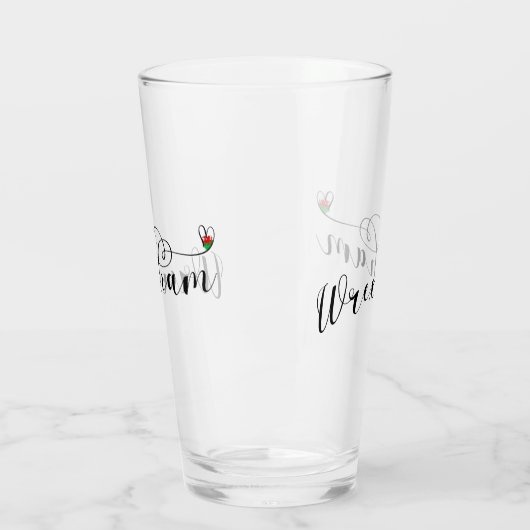 De doopvont van het Manuscript van Wrexham, Welsh Glas (Links)