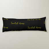 De doux rêves autour du coussin (Dos)