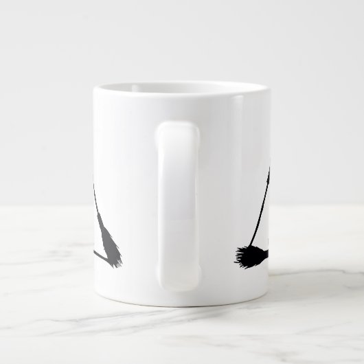 DE DRIE BROOMSTICKS™ Logo Extra Grote Beker (Achterkant)