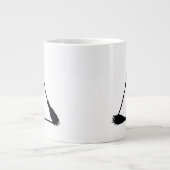 DE DRIE BROOMSTICKS™ Logo Extra Grote Beker (Voorkant)
