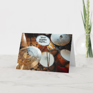 De drummer in hun gelukkige plaats komt snel goed kaart