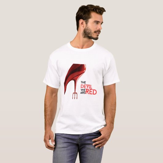 De duivel draagt rood unisex T-shirt (Voorkant volledig)