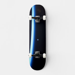 De dunne atmosfeer van de aarde en een gigantische skateboard