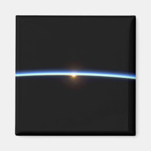 De dunne lijn van de atmosfeer op aarde 2 magneet