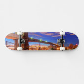 De East River, Brooklyn Bridge, Manhattan Skateboard (Horizontaal)