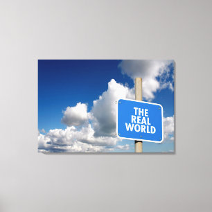De echte wereldseinpost met blauwe lucht en wolken canvas afdruk