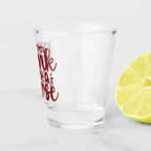 De eerste Drink van de veiligheid met een verpleeg Shot Glas (Rechts)