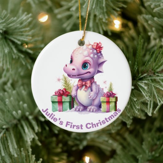 De eerste kerstdinosaurus van baby.  keramisch ornament (Boom)