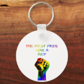 De eerste Pride was een rel - LGBTQ + -ontwerp Sleutelhanger (Achterkant)