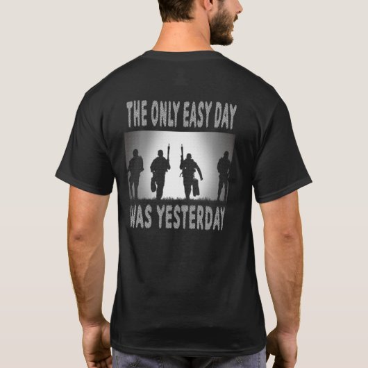 DE ENIGE EENVOUDIGE DAG T-SHIRT (Achterkant)