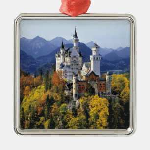 De fantasierijke Neuschwanstein is één van de drie Metalen Ornament