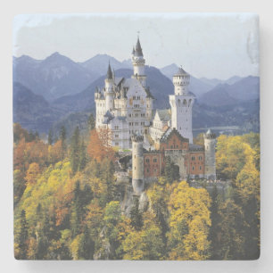 De fantasierijke Neuschwanstein is een van de drie Stenen Onderzetter
