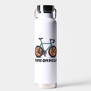 De fiets rijdt op pizza waterfles