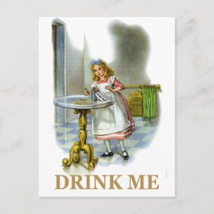 De flesjes zeiden dat ze me Drink, dus Alice deed Briefkaart