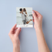 De Foto van de begroting sparen de Datum Flyer (Hand)