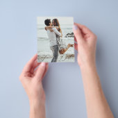 De Foto van de begroting sparen de Datumbrochure Flyer (Hand)