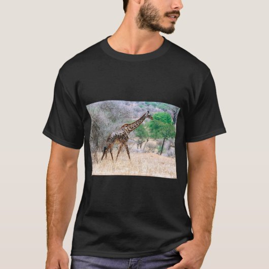 De Giraffe van Striding, Tanzania T-shirt (Voorkant)