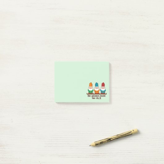 De gnomen maakten me dat doen post-it® notes (Op bureau)