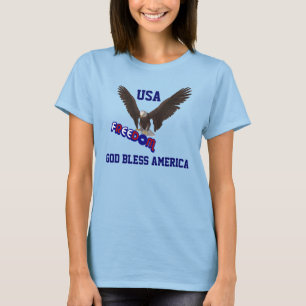 De god zegent de Patriottische T-shirt van Amerika