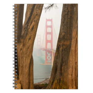 De Golden Gate Bridge Bomen vanuit Overlook View Notitieboek