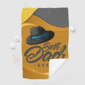 De Golf Une serviette jaune et gris avec un casquette et l (En situation)