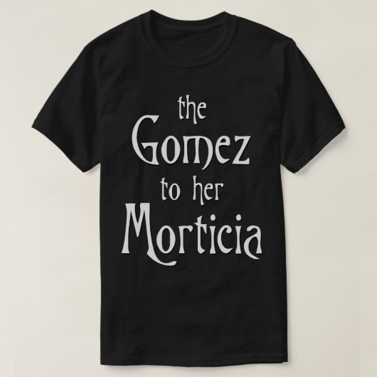 De Gomez aan haar Morticia T-shirt (Design voorkant)