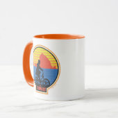 De Goonies Retro Mikey Riding Bike Graphic Mok (Voorkant links)