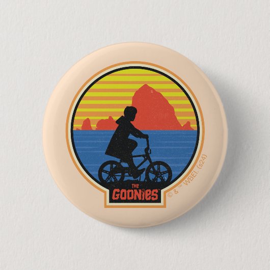 De Goonies Retro Mikey Riding Bike Graphic Ronde Button 5,7 Cm (Voorkant)