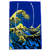 De Great Hokusai Wave in Vibrant Pop Style Medium Cadeauzakje (Voorkant)