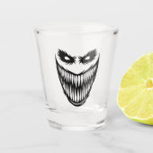 De grijns shot glas (Voorkant)
