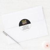 De Grill in brand steken. Ronde Sticker (Envelop)