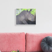 DE GROTE NEUSHOORN CANVAS AFDRUK (Insitu (Woonkamer))