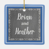 De heer en mevrouw Keepomwille Keramisch Ornament (Achterkant)