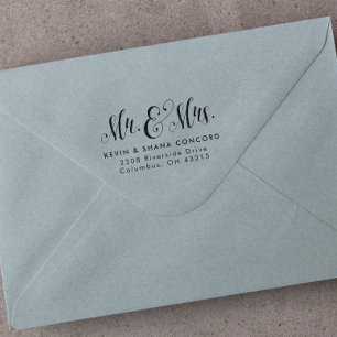 De heer en mevrouw Newlywed richten Zelfinktende Stempel
