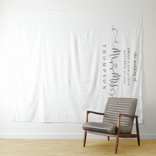 De heer Mrs. Name Rings Heart Script Photo Backgro Wandkleed (In Situ (horizontaal))