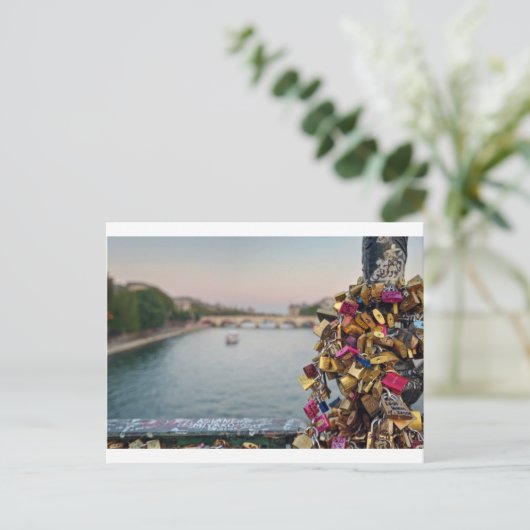 De hemel in Parijs met liefdessluizen is heerlijk Briefkaart (Staand voorkant)