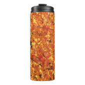 De herfst lekt op boom - foto. thermosbeker (Voorkant)