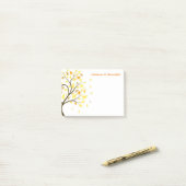 De herfst na de herfst is prachtig post-it® notes (Op bureau)