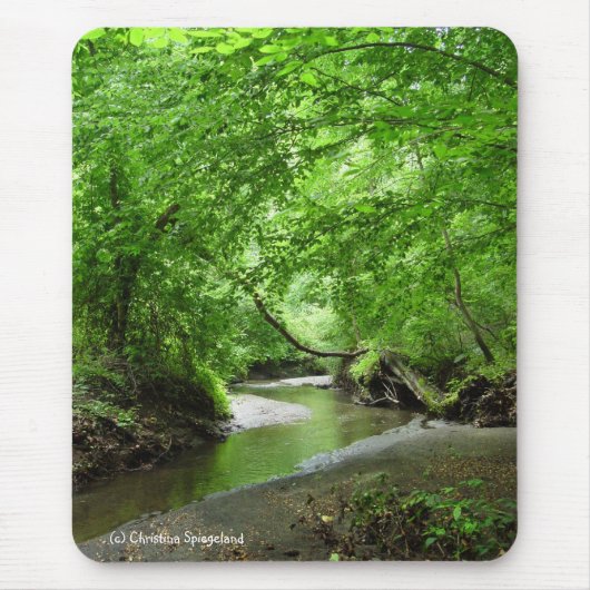 De hoofdplaats is Green Forest Stream Mousepad. Muismat (Voorkant)