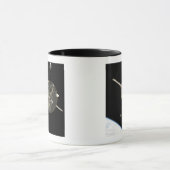 De Hubble ruimtetelescoop in een baan boven de aar Mok (Midden)