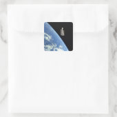 De Hubble Ruimtetelescoop met een blauwe aarde Vierkante Sticker (Tas)