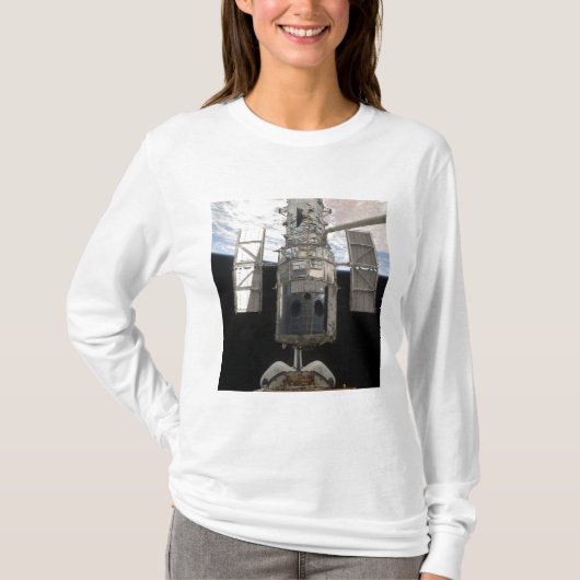 De Hubble Ruimtetelescoop wordt vrijgegeven T-shirt (Voorkant)