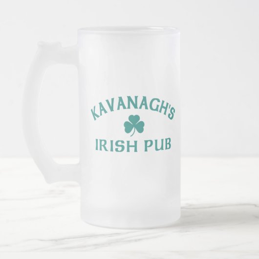 De Ierse Pub van Kavanagh Matglas Bierpul (Links)