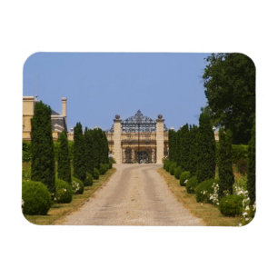 De imponerende ingang van Chateau Haut Sarpe, de Magneet