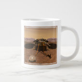 De Insight Lander opererend op het oppervlak van M Extra Grote Beker (Rechts)