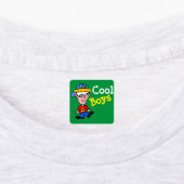 De jongen labels (Aangebracht)